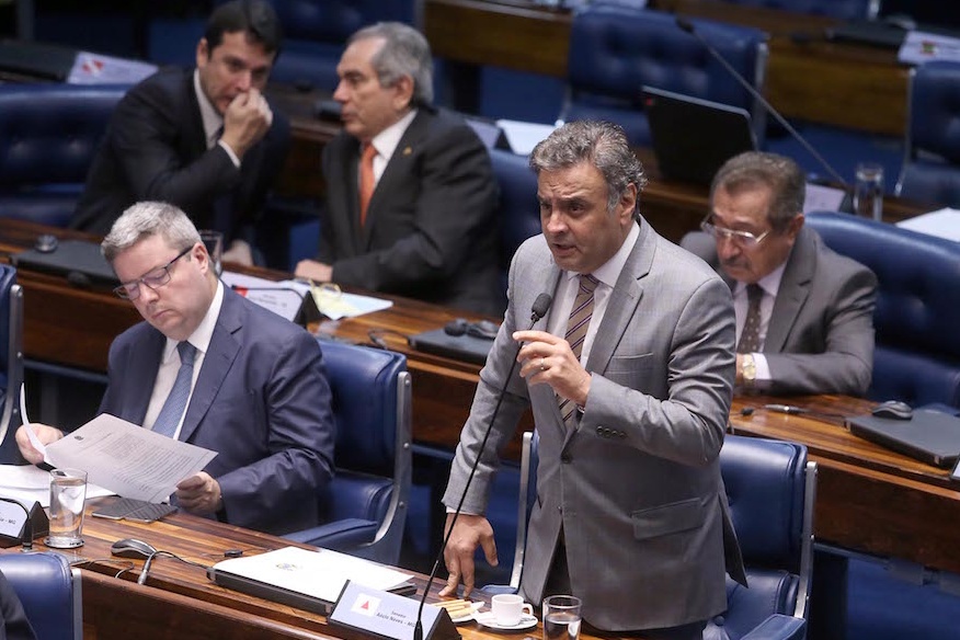 Aécio Neves no Plenário do Senado