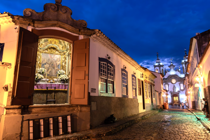 Projeto de Aécio Neves torna São João del-Rei Capital Nacional da Arte Sacra